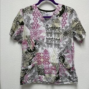 Med Couture Olive Green and Pink Purple on White Floral Scrub Top Women’s Large